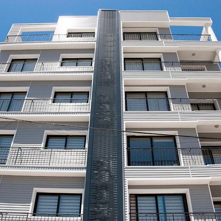 Royal Homes Кирения Екстериор снимка