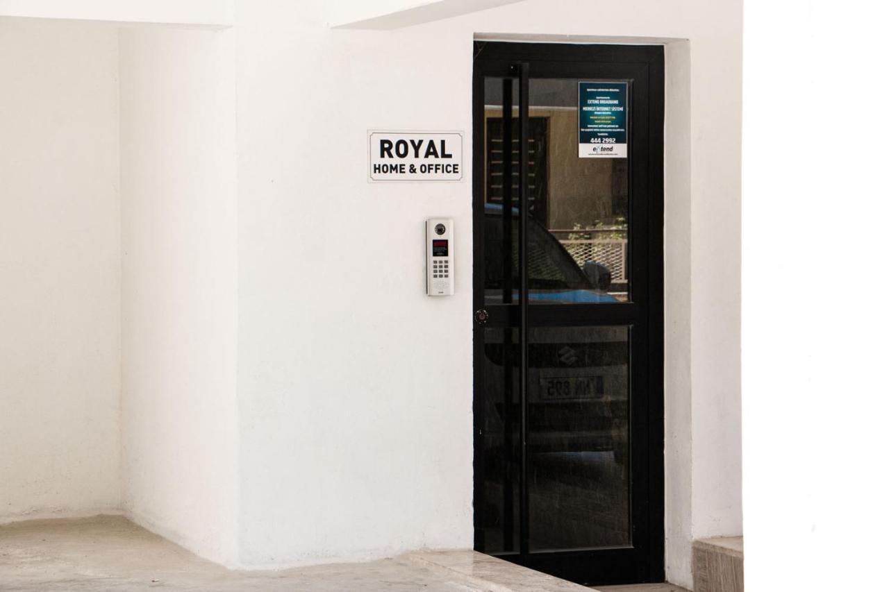 Royal Homes Кирения Екстериор снимка